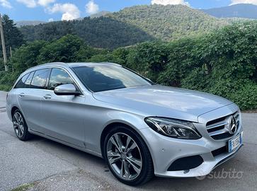 Mercedes-Benz C220 – condizioni ottime