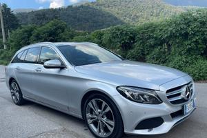 Mercedes-Benz C220 – condizioni ottime