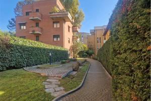 Attico / Mansarda di 150 m² con 5 locali a Reggio 