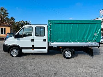 Iveco Daily 35 doppia cabina 7 posti cassone fisso