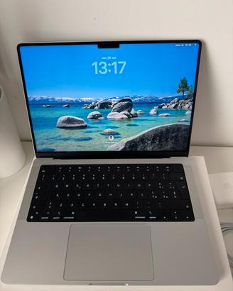 MacBook Pro 14” (2021) – Apple M1 Pro