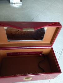 beauty in similpelle bordeaux