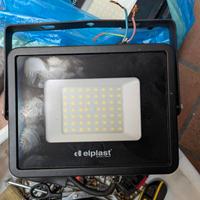 Fari LED 50 Watt marca ELPLAST IP 65