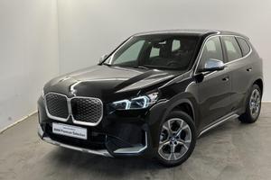BMW iX1 edrive 20 X-Line