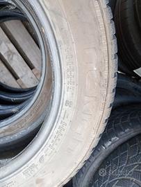 215/60 R17 96H nokian invernali 