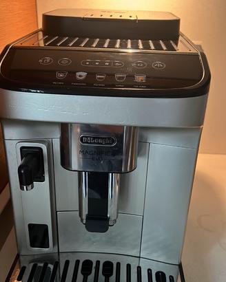 macchina per caffè cappuccino come al bar e tisane