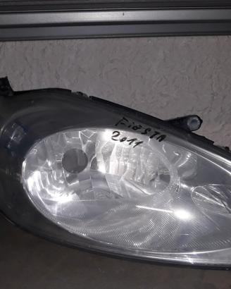 Faro proiettore dx Ford Fiesta 2011