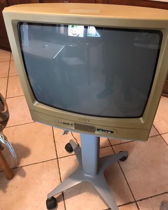 Tv mivar 20 P3 con carrello