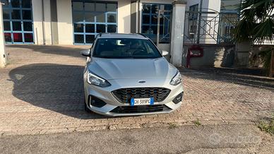Ford Focus 1.0 EcoBoost Hybrid 125 CV SW ST-Line