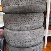 Pneumatici invernali 235 55 19 Pirelli Scorpion