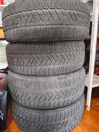 Pneumatici invernali 235 55 19 Pirelli Scorpion
