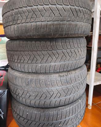 Pneumatici invernali 235 55 19 Pirelli Scorpion