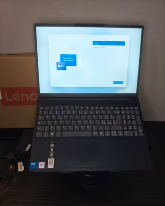 Lenovo IdeaPad Slim 3 | Core 7 240H | 24GB RAM