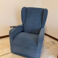 Poltrona reclinabile con funzione alzapersona