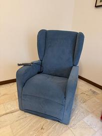 Poltrona reclinabile con funzione alzapersona