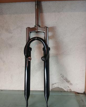 Forcella ammortizzata anteriore MTB 26