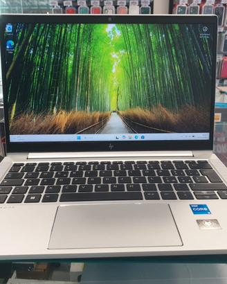 HP Elitebook 630 G9 / 16GB 512GB Core I5 12TH