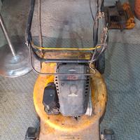 Tagliaerba/Rasaerba a scoppio semovente