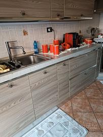 cucina usata mt 3,60  completa solo di cappa senza