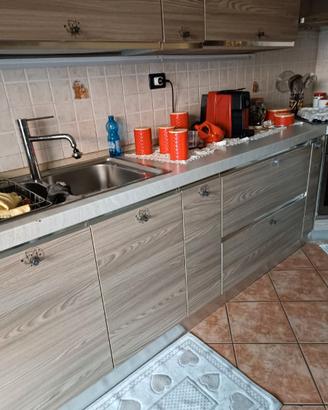 cucina usata mt 3,60  completa solo di cappa senza