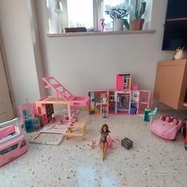 Camper e guardaroba Barbie 