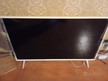TV piatto  42 pollici 
