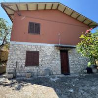 CASA INDIPENDENTE A CASCIA