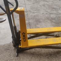 transpallet a pantografo manuale