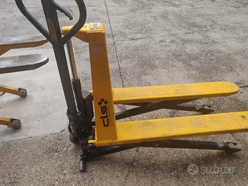 transpallet a pantografo manuale