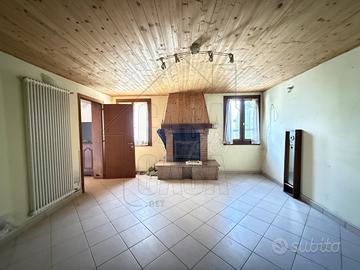 Casa singola con giardino