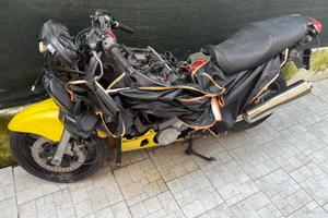 Moto Kawasaki zzr 600