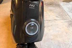 NIU NQi Sport 2023 - 691 km - Batteria estraibile
