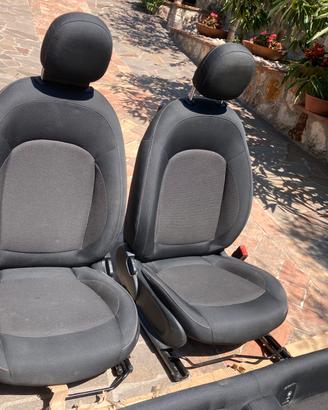 Interni per mimi F56