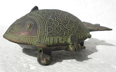 PESCE SCULTURA INDIANA IN BRONZO PER ESSENZE /102