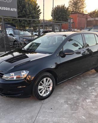 Volkswagen Golf 1.6 TDI DPF 5p. Highline