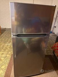 Frigorifero Liebherr inox con freezer superiore