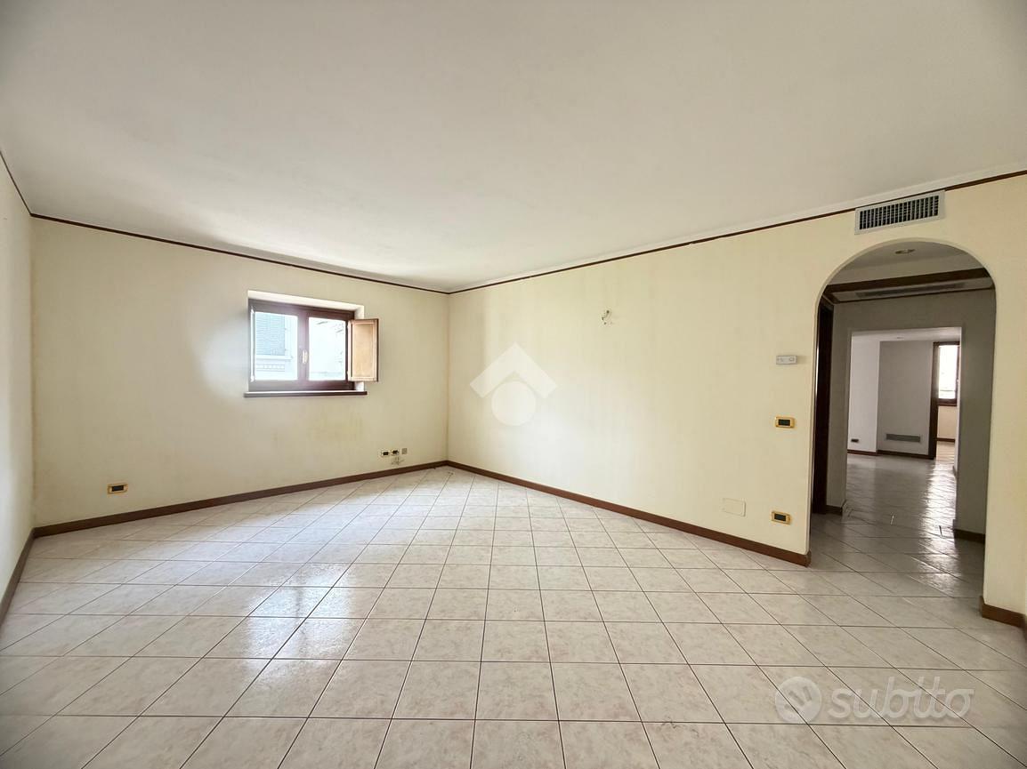 Apartament me 4 dhoma, 119 m²