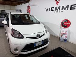 TOYOTA Aygo 1.0 12V VVT-i 5p. Cool Soda Conn.