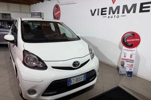 TOYOTA Aygo 1.0 12V VVT-i 5p. Cool Soda Conn.