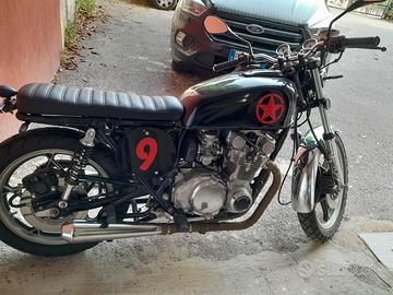 Suzuki GS 550 - 1980