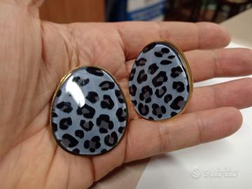 orecchini color viola