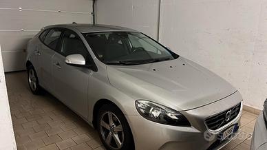 Volvo V40 Business - D2