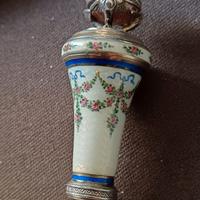 Un sigillo da cera lacca antico, ceramica-argento