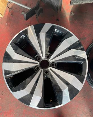 Cerchi originali Volkswagen T-Cross, set da 4