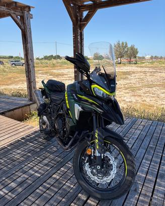 Benelli TRK 702 X