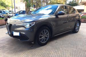 Alfa Romeo Stelvio 2.2 Turbodiesel 160 CV AT8 RWD 
