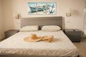 Appartamento primo piano fronte mare