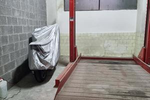 Garage per 2 auto e 2 moto