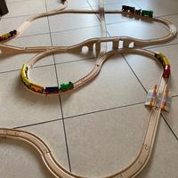 Trenino in legno