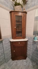 Angoliera da bagno con marmo
